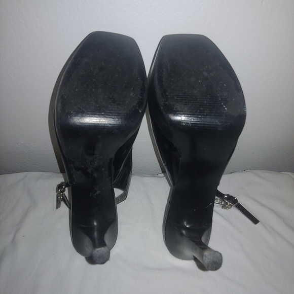 Black pleather slingback peeptoe heels - Picture 3 of 13